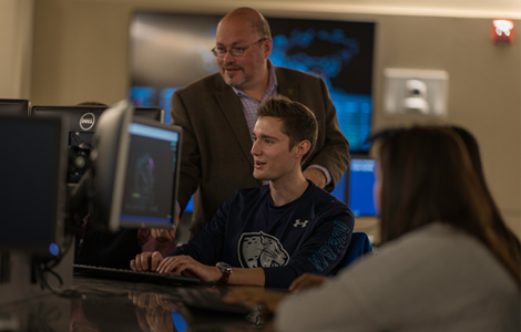 Reasons to consider an internship in college.